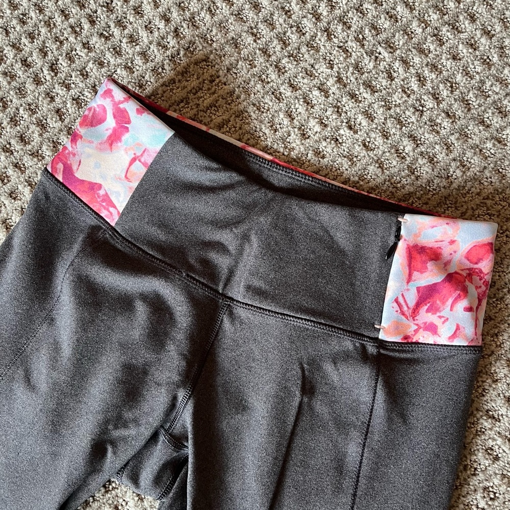 Women’s Calia  leggings. Size small / medium